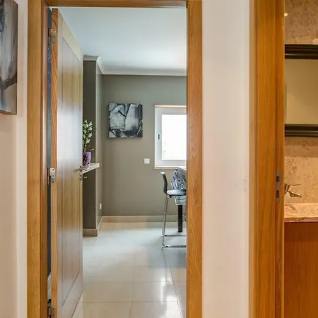 Apartment Luxurious Rato