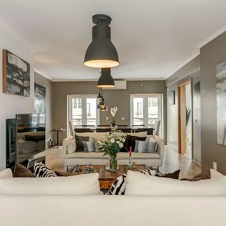 Апартаменты Luxurious Rato Лиссабон